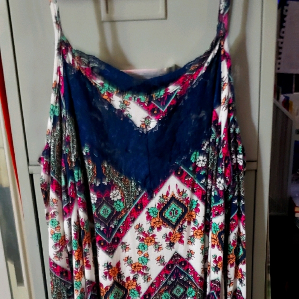 RUE 2Q OPEN SHOULDER BLOUSE